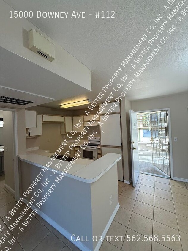 Foto principal - Front Gated 1 Bedroom Condo with AC, Dishw...