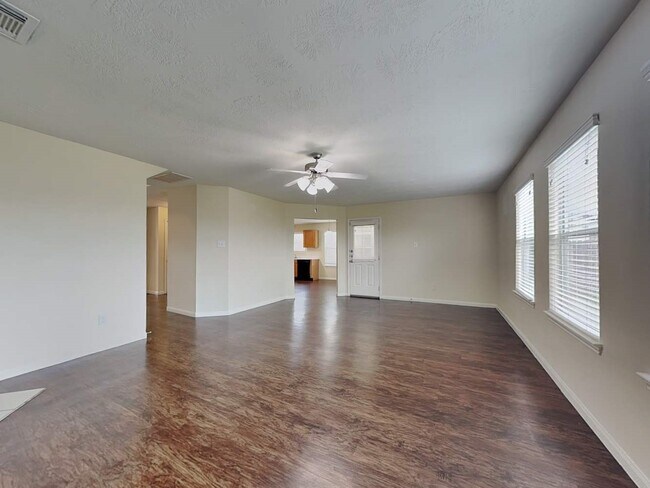 Foto del edificio - 1003 Redcrest Springs Ct