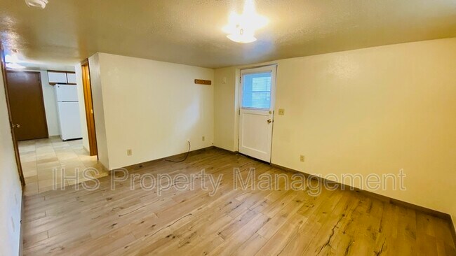 Foto del edificio - 211 S Quincy St