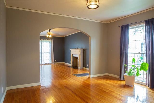 Foto del edificio - 2715 Burlington Blvd