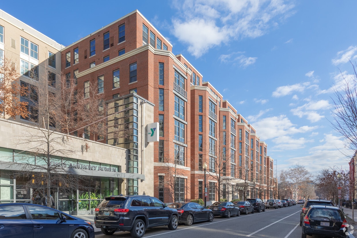 Primary Photo - 14W Apartments