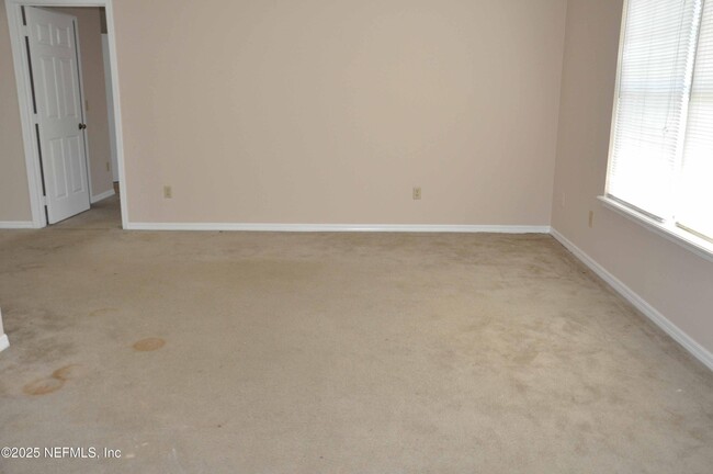 Foto del edificio - 2105 Hovington Cir W