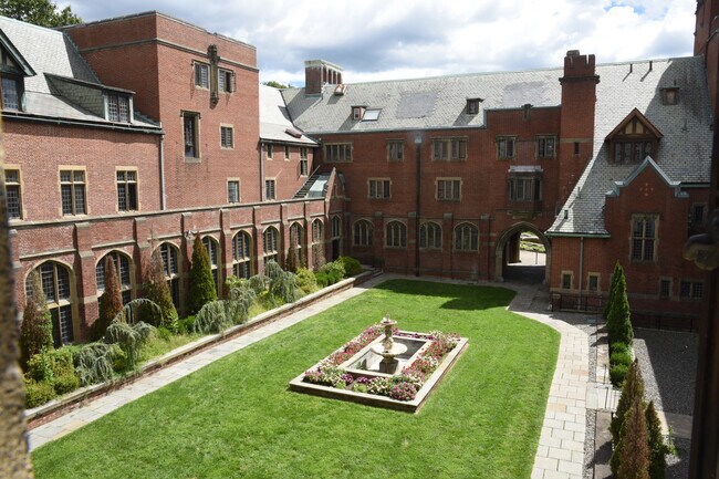 Foto del edificio - 103 Chateau Rive