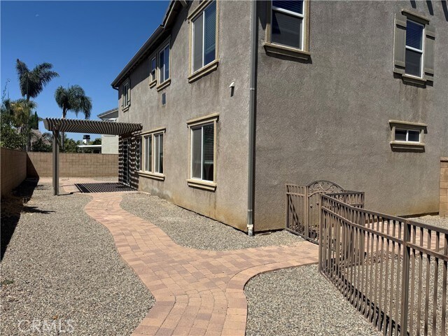 Building Photo - 12417 Meadowvale St