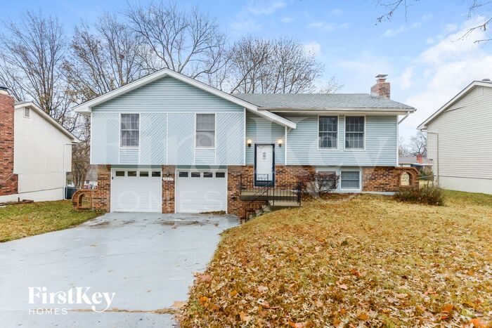 Foto principal - 8827 North Walnut Street