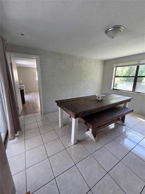 Foto del edificio - 1838 Solar Dr