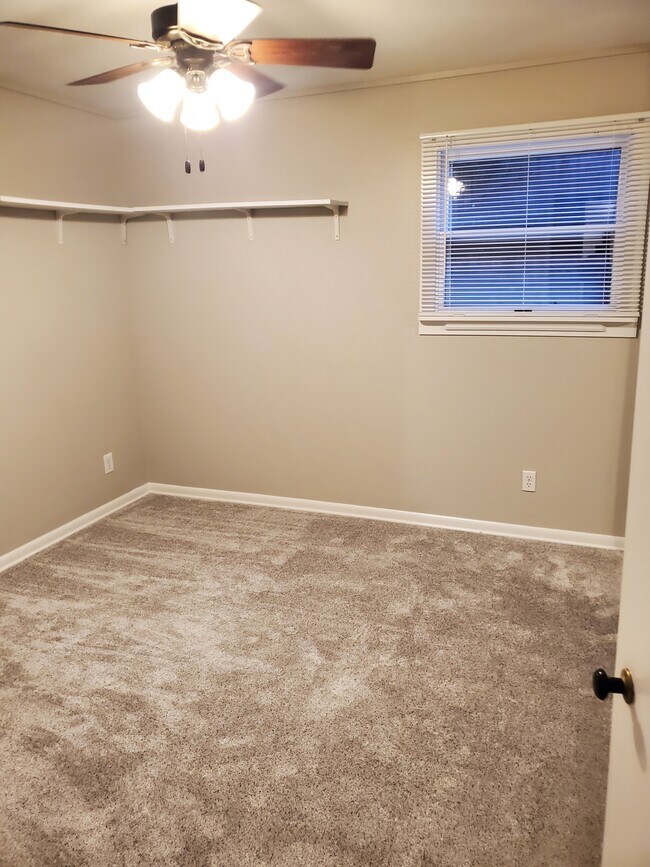 115 N Orchard St, Thiensville, WI 53092 House Rental in Thiensville