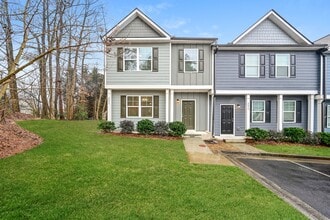 Building Photo - 3577 Saratoga Cir