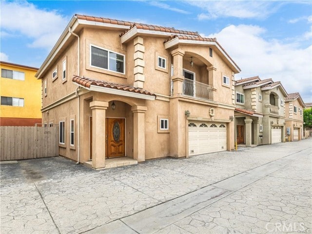 Building Photo - 14026 Lemoli Ave