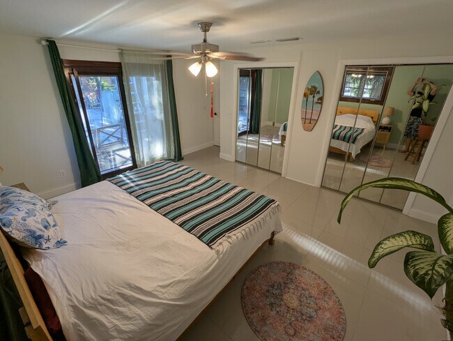 Foto del edificio - 2220 NE 37th St
