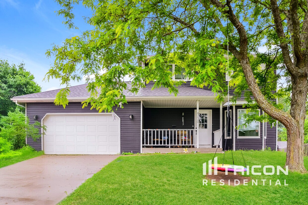 Foto principal - 4770 138th St W