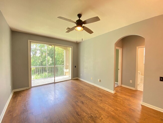 Building Photo - Charming 3/B condo in the heart of Altamon...