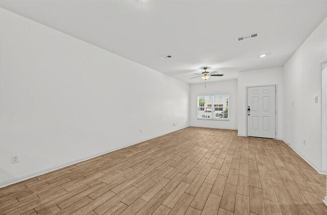 Building Photo - 172 Allington Cir