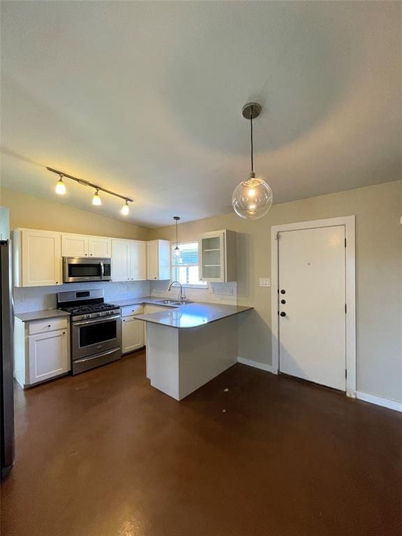 Building Photo - 1806 Blue Crest Dr