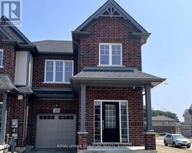 Building Photo - 186 Bur Oak Dr