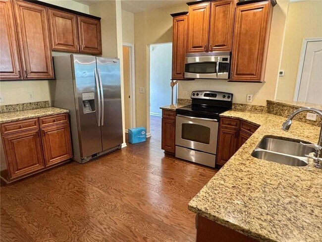 Building Photo - 6418 Mossy Oak Landing