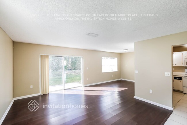 Foto del edificio - 4201 NW 120th Ln