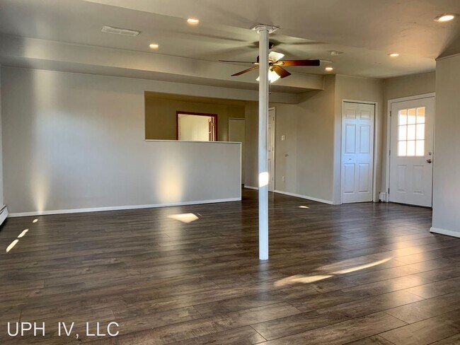 Building Photo - 4 br, 1.5 bath House - 8 Shepherd Lane