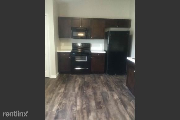 Building Photo - 3 br, 2 bath House - 951 SW Bellevue Ave