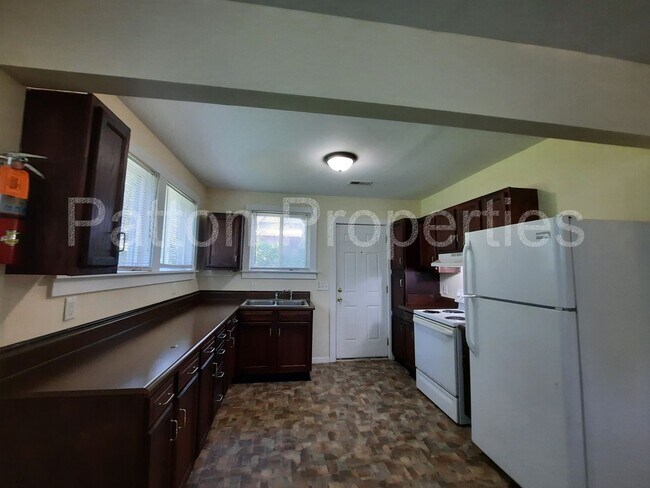 Foto del edificio - Five Points Home