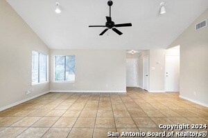 Foto del edificio - 9503 Elm Glen