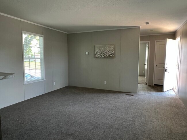 Building Photo - 5164 Champagne Dr