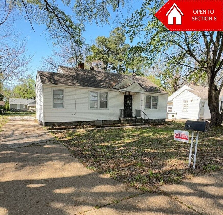 Primary Photo - Beautiful 3 bedroom 1 bath home - Open to ...