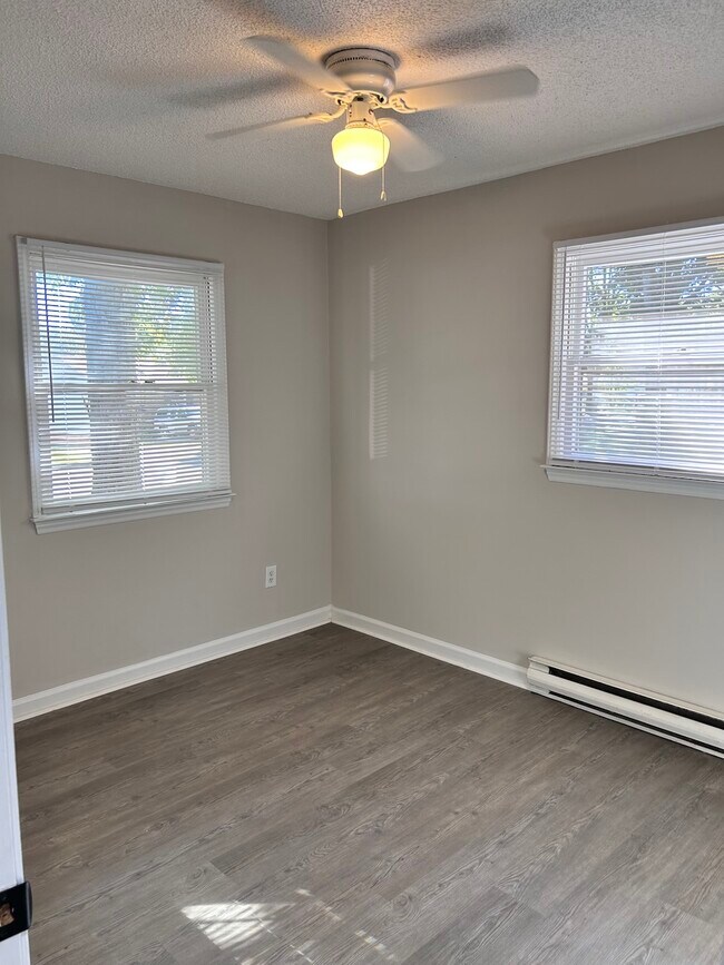 Foto del edificio - 2204 Delta Pl