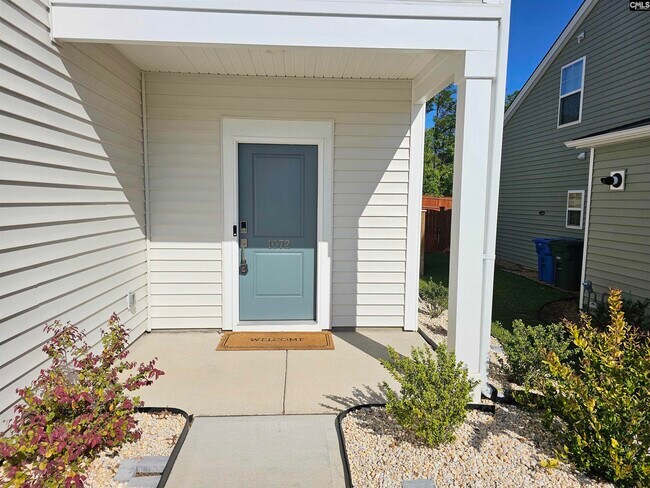 Building Photo - 1072 Ashcroft Cir