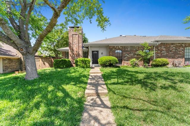 Foto principal - 1203 University Dr