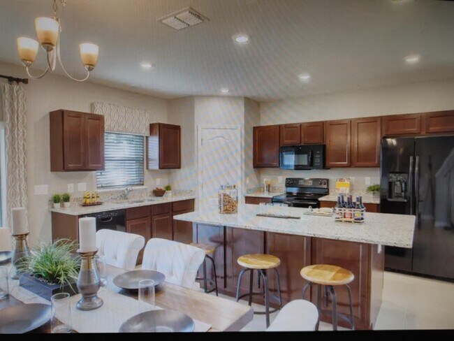 Building Photo - 3282 Penny Cove Dr