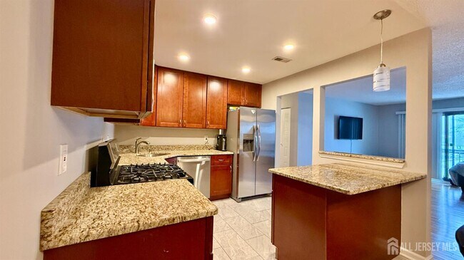 Foto del edificio - 304 Bromley Pl