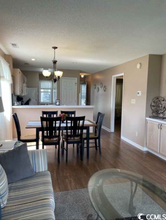 Building Photo - 213 Waterway Dr