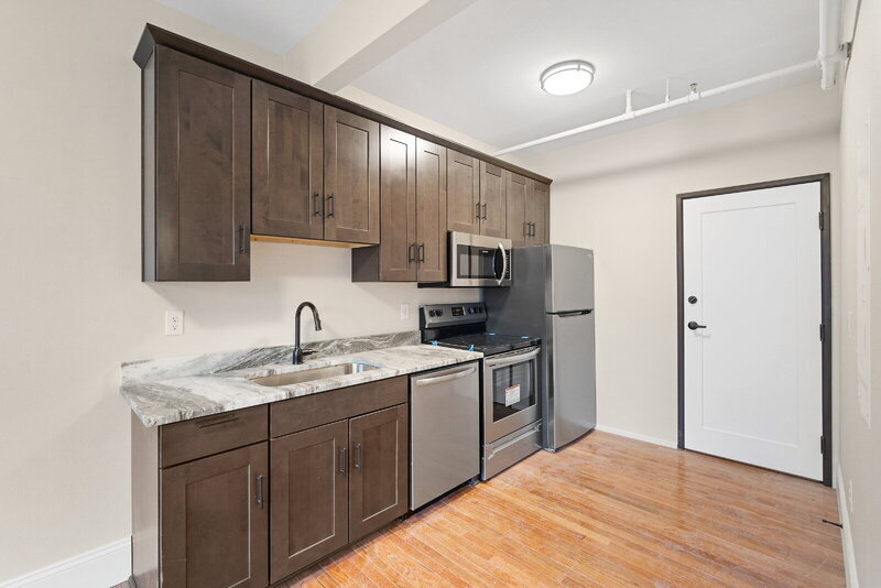 Foto principal - 702 20th St