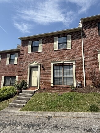 Building Photo - 437 S Gallaher View Rd