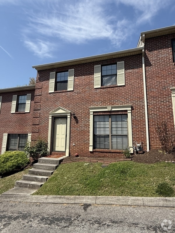 Building Photo - 437 S Gallaher View Rd