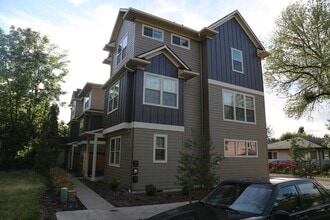 Building Photo - 842 NW 26th St