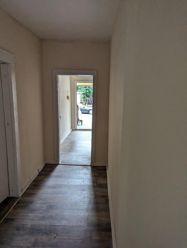 Foto del edificio - 1031 Fort Hill St