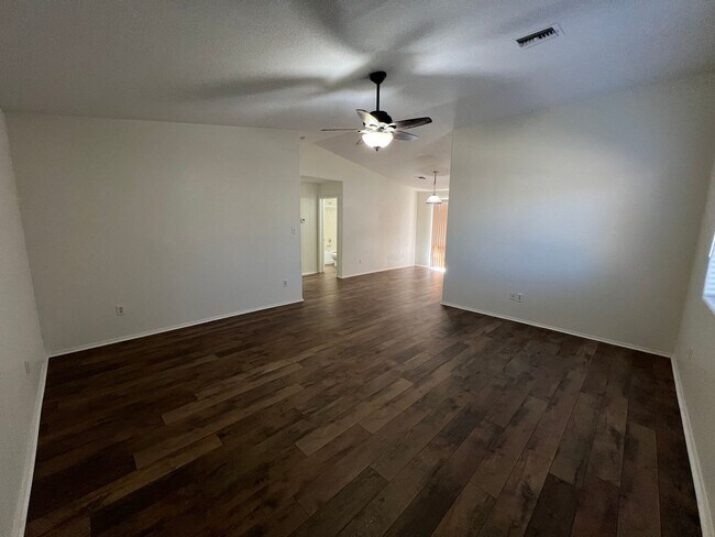 Foto del edificio - 10331 Monsoon Ave
