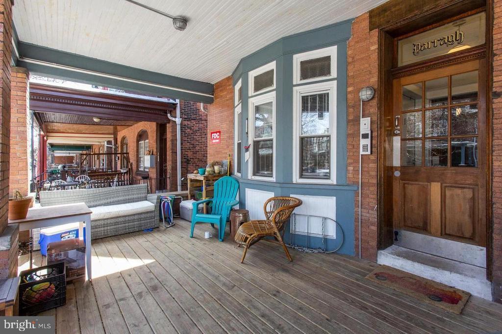 Foto principal - 922 S 49th St