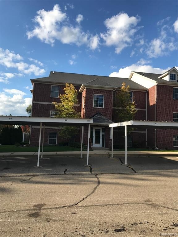 Foto del edificio - 6600 Trillium Village Ln