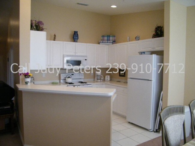 Building Photo - 4017 Palm Tree Blvd