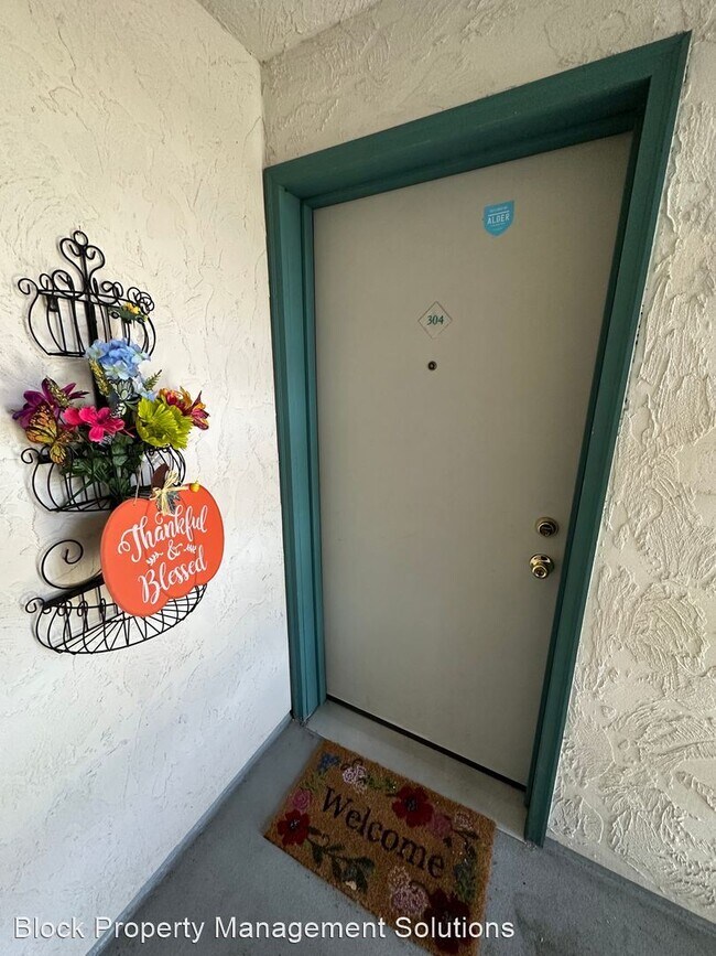 Foto del edificio - 1 br, 1 bath House - 28606 16th Ave S #304