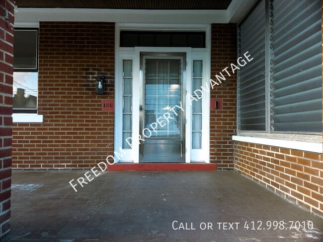 Building Photo - 156 Ormsby Ave