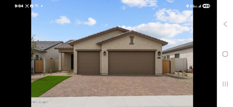 Foto principal - 19321 W Luke Ave