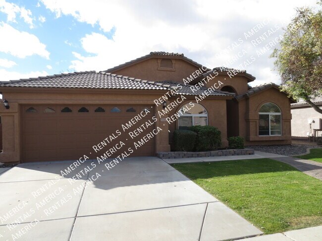 Building Photo - 4305 E Cottonwood Ln