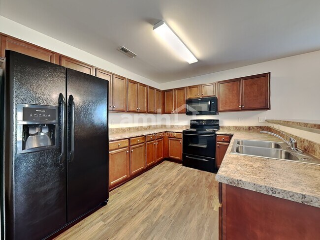 Foto del edificio - 1425 Waverly Street