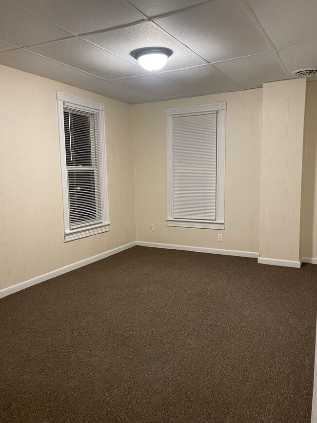 Building Photo - 1558 Scott St