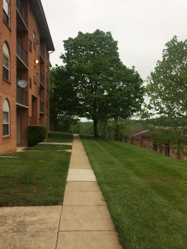 Building Photo - 5 Airway Cir