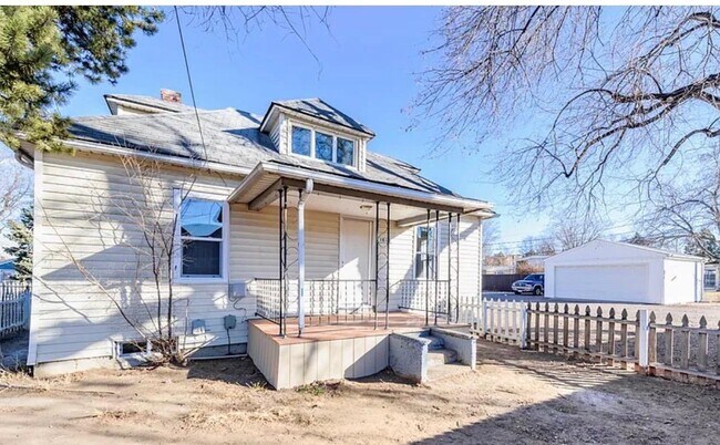 Foto del edificio - 1610 Billings St